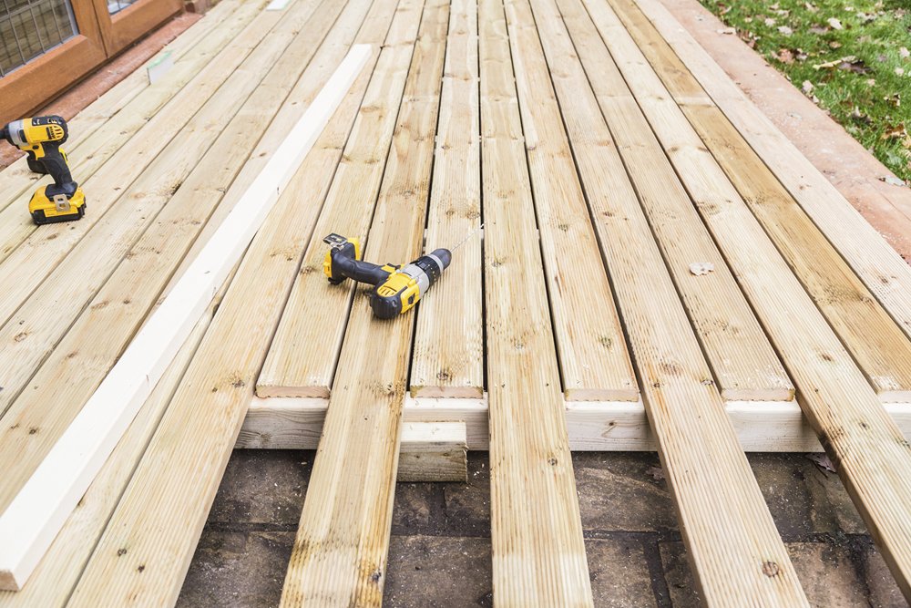 Comment construire un patio en bois ? Constructeur Virtuel